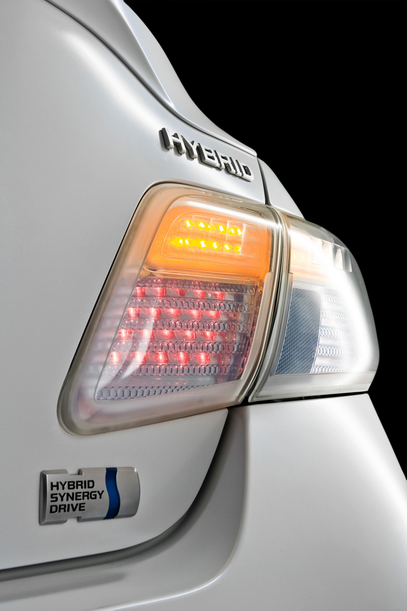 Illustration for article titled Australian Toyota HC-CV Concept Dangerously Close To Cool